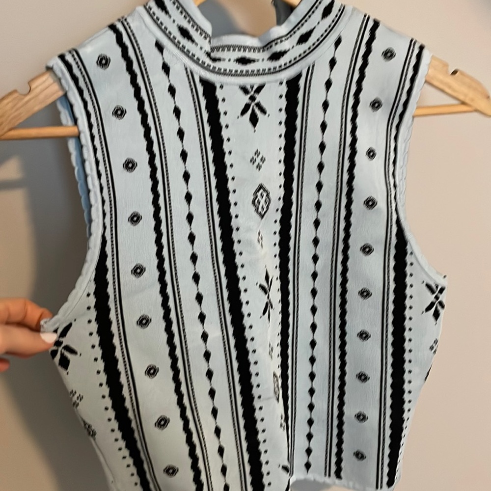 SOLD - Guess Crop Top